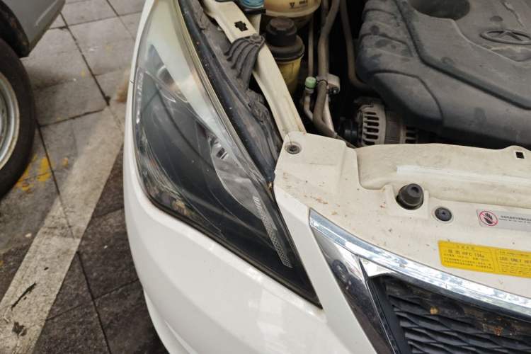Used Chery Arrizo 3 2015 1.5L Manual High-End Version Right Front Headlight