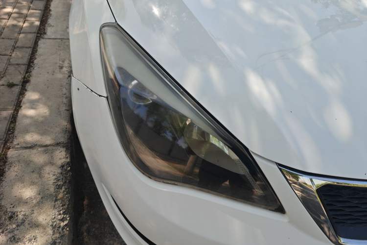 Used Chery Arrizo 3 2015 1.5L Automatic "Gouxuan" Edition Right Front Headlight