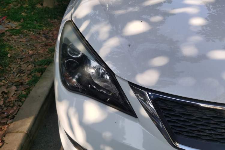 Used Chery Arrizo 3 2015 1.5L Manual High-End Version Right Front Headlight