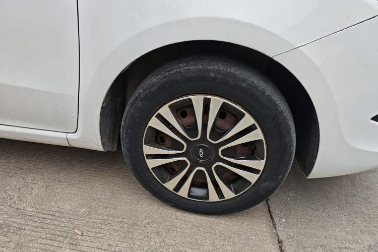 Used Chery Arrizo 3 2015 1.5L Manual Genuine Version Right Front Wheel Hub