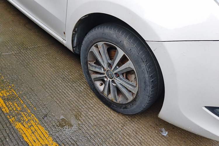 Used Chery Arrizo 3 2015 1.5L Manual High-End Version Right Front Wheel Hub