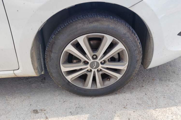 Used Chery Arrizo 3 2015 1.5L Manual High-End Version Right Front Wheel Hub