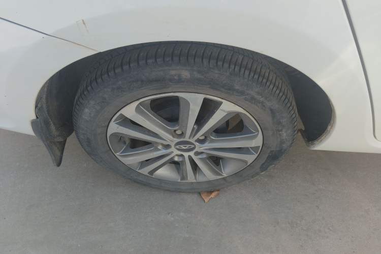 Used Chery Arrizo 3 2015 1.5L Manual - Cool Edition Right Rear Wheel Hub