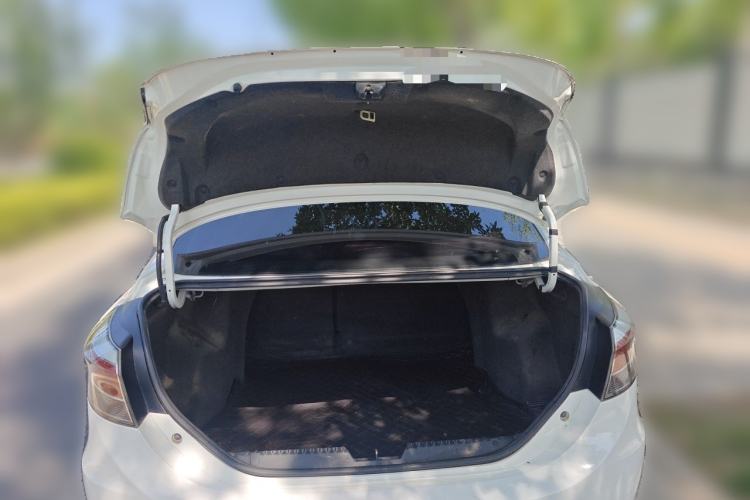 Used Chery Arrizo 3 2015 1.5L Automatic "Gouxuan" Edition Trunk