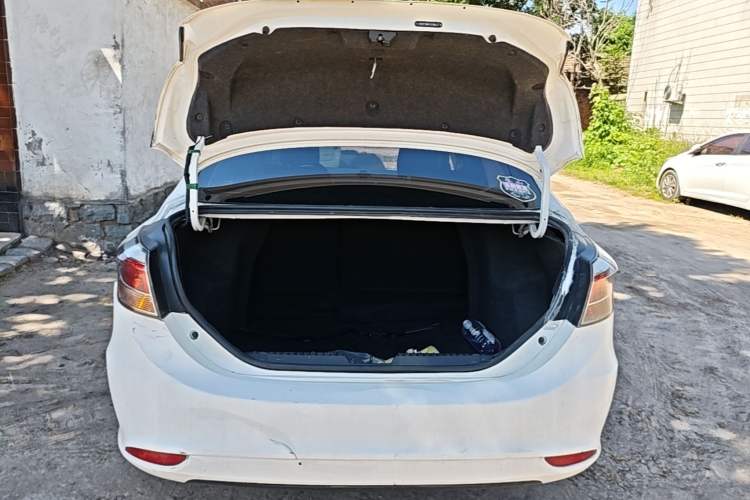 Used Chery Arrizo 3 2015 1.5L Manual Genuine Version Trunk