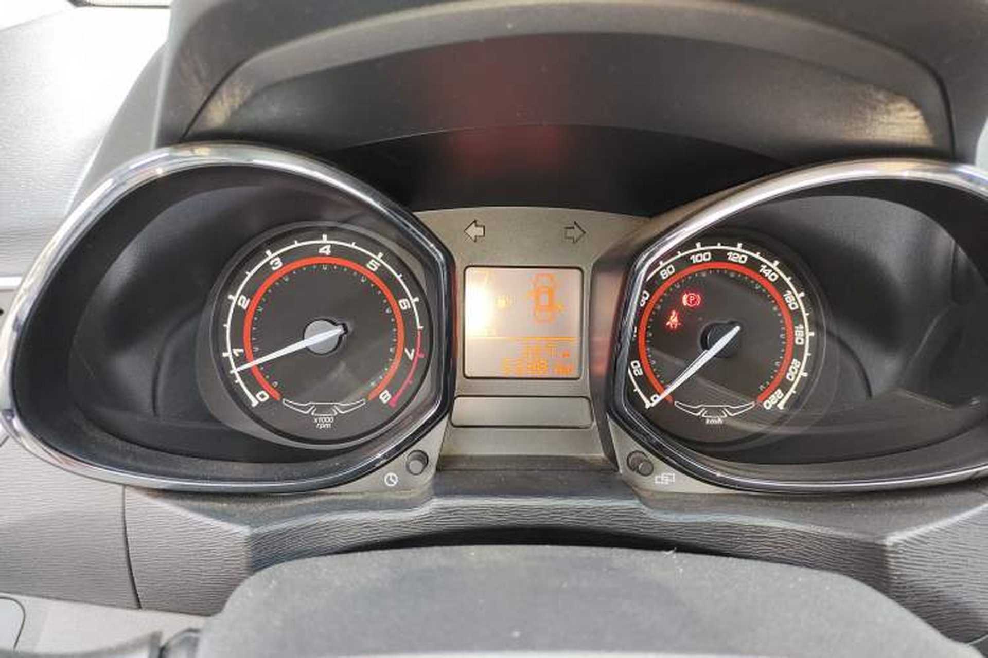 Used Chery Arrizo 3 2015 1.5L Manual - Powerful Version Instrument Cluster