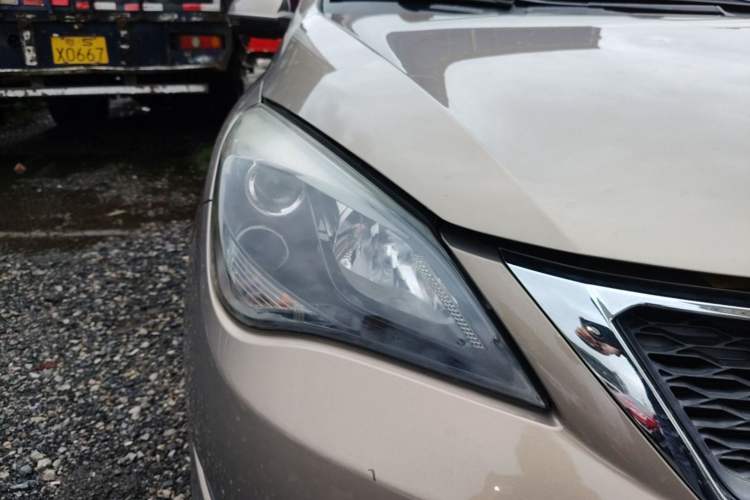 Used Chery Arrizo 3 2015 1.5L Manual High-End Version Right Front Headlight