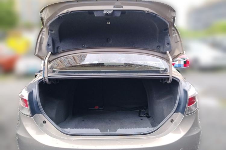 Used Chery Arrizo 3 2015 1.5L Manual High-End Version Trunk