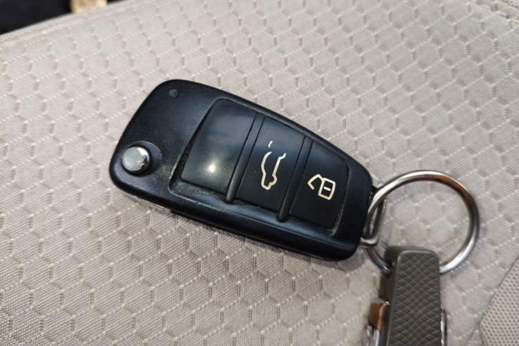 Used Chery Arrizo 3 2015 1.5L Manual High-End Version Vehicle Key