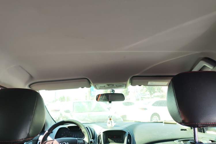 Used Chery Arrizo 5 2017 1.5L CVT Trendsetting Edition Headliner