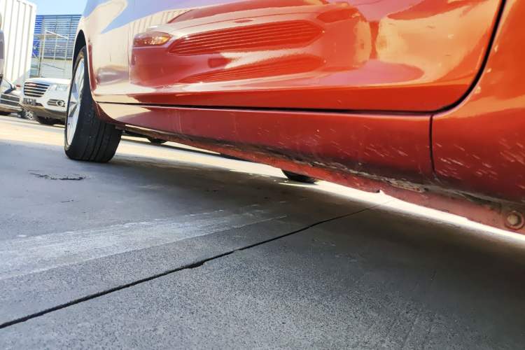 Used Chery Arrizo 5 2017 1.5L CVT Trendsetting Edition Right Side Sill