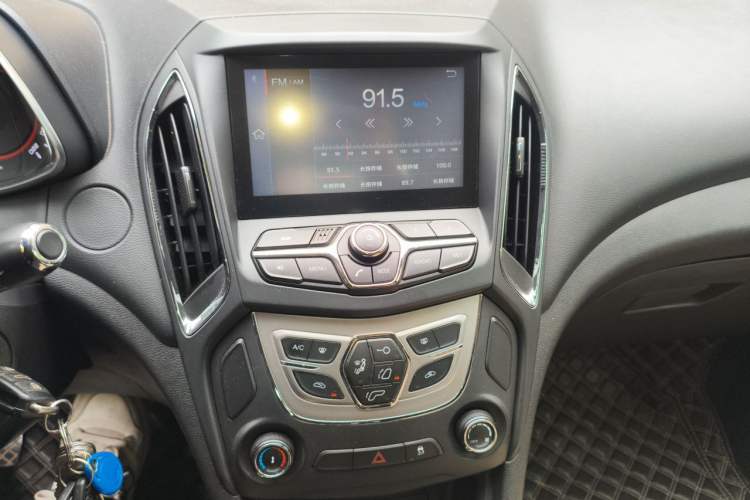 Used Chery Arrizo 5 2016 1.5L Manual Lingrui Edition Audio And AC Panel