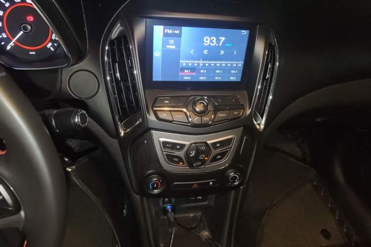 Used Chery Arrizo 5 2016 1.5L Manual Lingrui Edition Audio And AC Panel