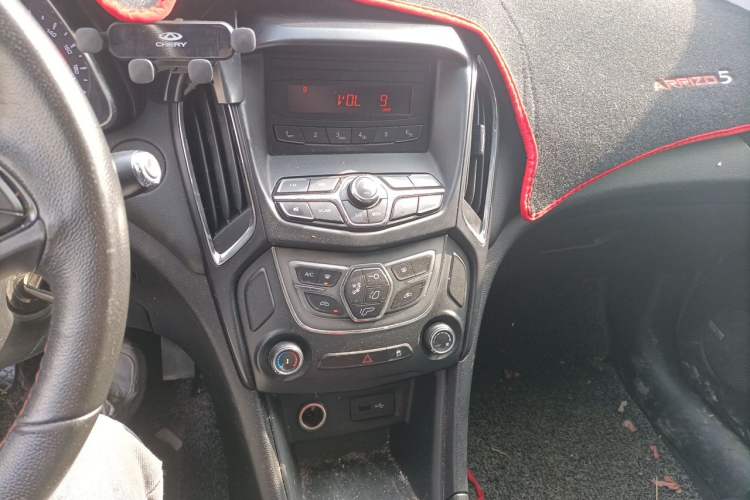 Used Chery Arrizo 5 2016 1.5L Manual Lingchao Edition Audio And AC Panel