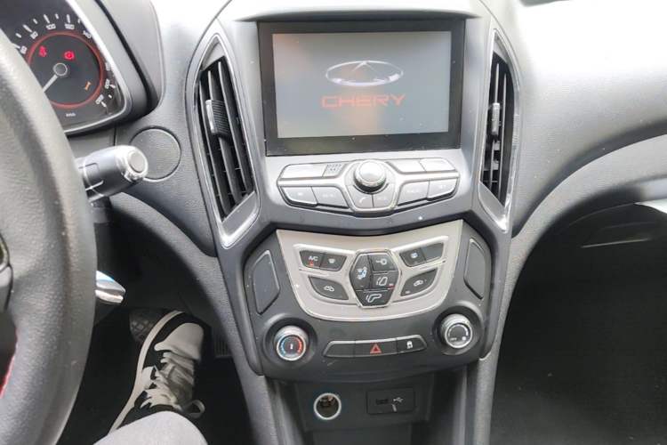 Used Chery Arrizo 5 2016 1.5L Manual Lingrui Edition Audio And AC Panel
