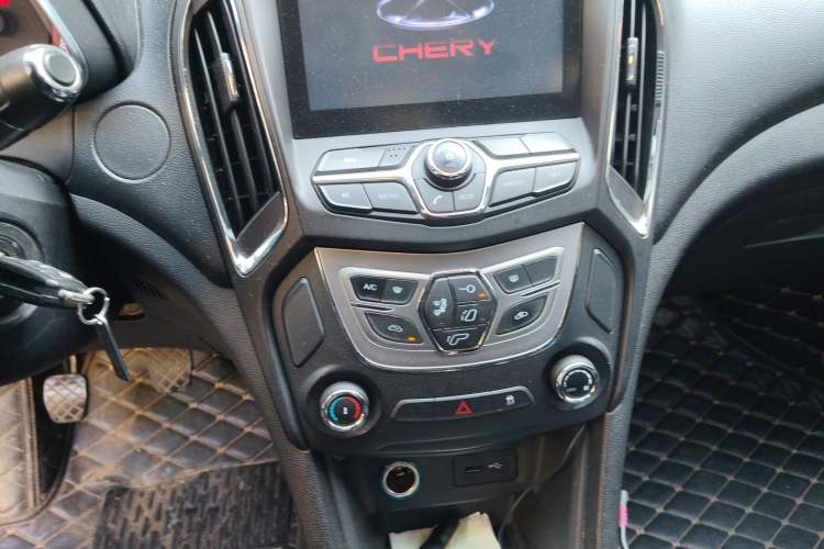 Used Chery Arrizo 5 2016 1.5L Manual Lingrui Edition Audio And AC Panel