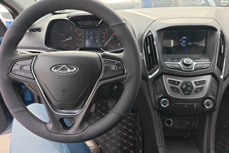 Used Chery Arrizo 5 2016 1.5L Manual Lingchao Edition Center Console