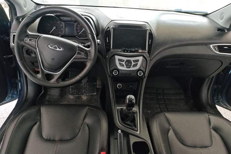 Used Chery Arrizo 5 2016 1.5L Manual Lingchao Edition Center Console