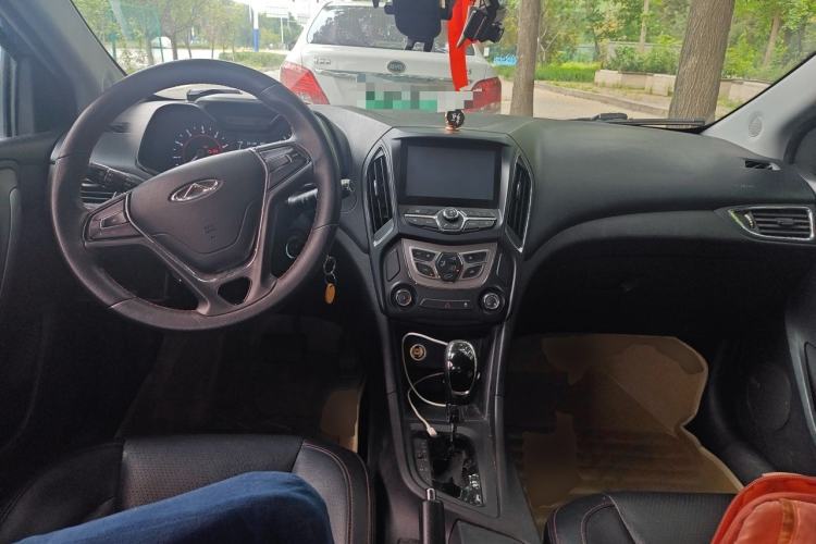 Used Chery Arrizo 5 2016 1.5L CVT Lingrui Edition Center Console