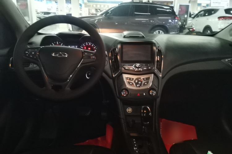 Used Chery Arrizo 5 2016 1.5L CVT Lingrui Edition Center Console