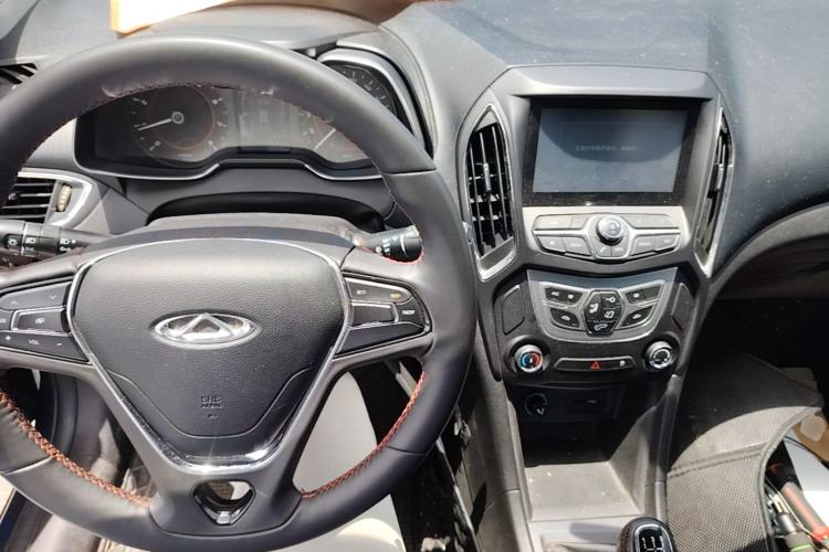 Used Chery Arrizo 5 2016 1.5L Manual Lingrui Edition Center Console