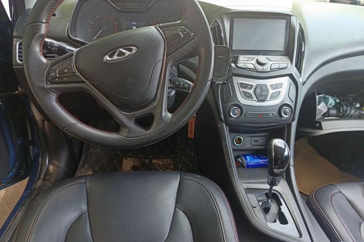 Used Chery Arrizo 5 2016 1.5L CVT Lingrui Edition Center Console