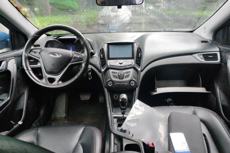 Used Chery Arrizo 5 2016 1.5L CVT Lingrui Edition Center Console