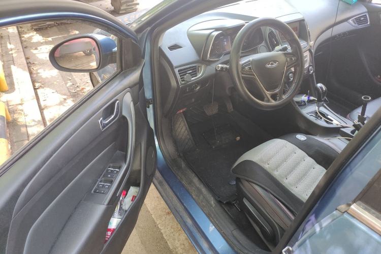 Used Chery Arrizo 5 2016 1.5L CVT Trendsetting Edition Driver Seat