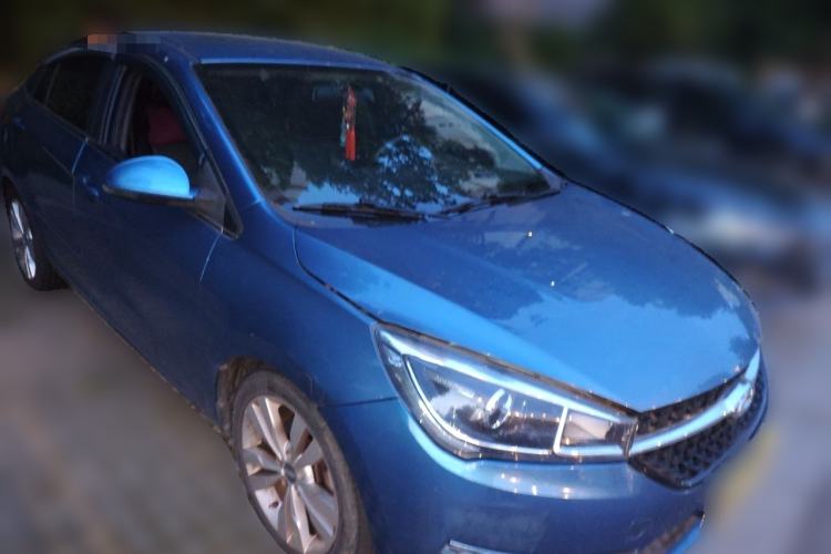 Used Chery Arrizo 5 2016 1.5L CVT Lingrui Edition Front Right 45 Deg