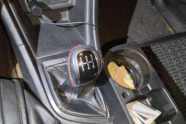 Used Chery Arrizo 5 2016 1.5L Manual Lingchao Edition Gear Lever