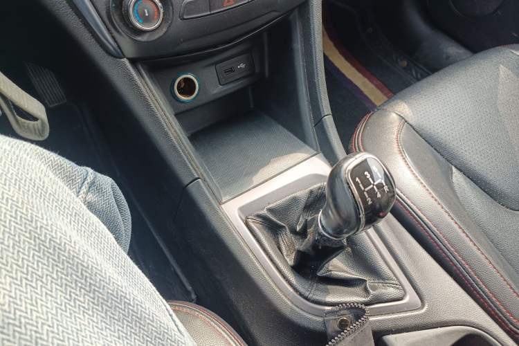 Used Chery Arrizo 5 2016 1.5L Manual Lingchao Edition Gear Lever