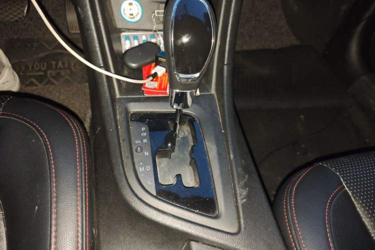 Used Chery Arrizo 5 2016 1.5L CVT Lingrui Edition Gear Lever