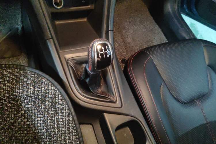 Used Chery Arrizo 5 2016 1.5L Manual Leading Version Gear Lever