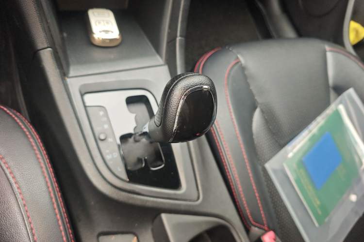 Used Chery Arrizo 5 2016 1.5L CVT Luxury Edition Gear Lever
