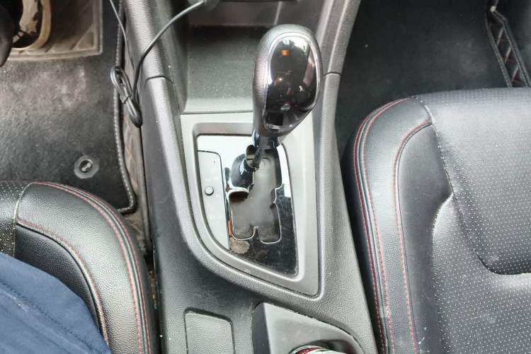 Used Chery Arrizo 5 2016 1.5L CVT Lingrui Edition Gear Lever