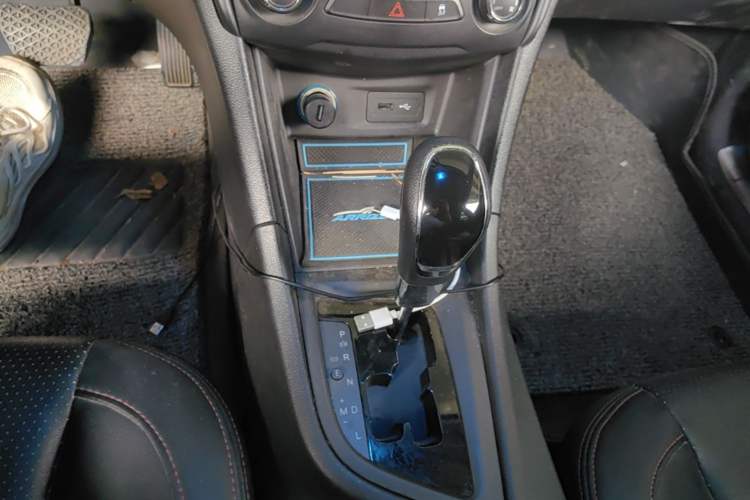 Used Chery Arrizo 5 2016 1.5L CVT Lingrui Edition Gear Lever
