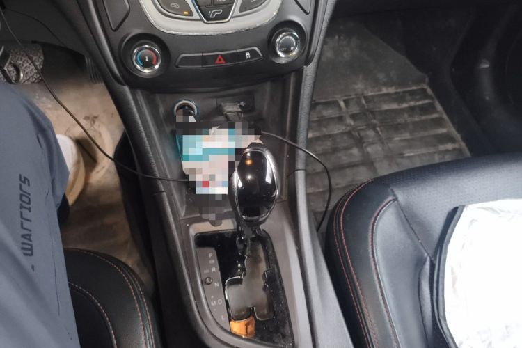 Used Chery Arrizo 5 2016 1.5L CVT Lingrui Edition Gear Lever
