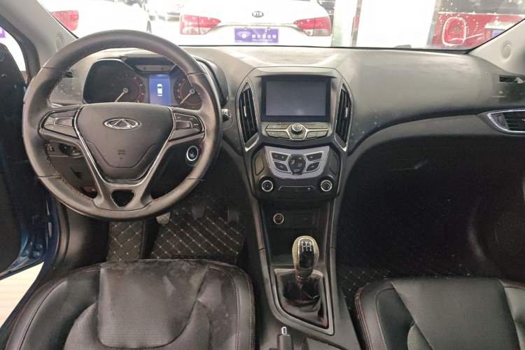 Used Chery Arrizo 5 2016 1.5L Manual Lingrui Edition Interior 2