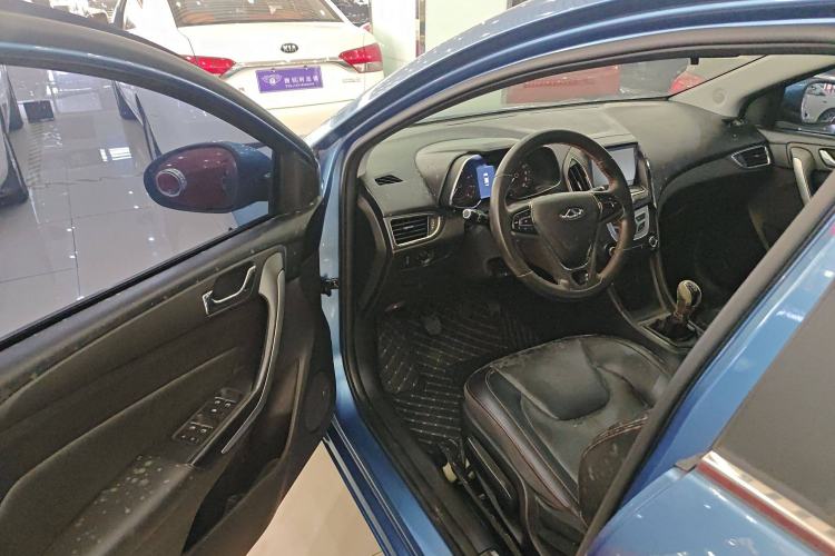 Used Chery Arrizo 5 2016 1.5L Manual Lingrui Edition Interior 3