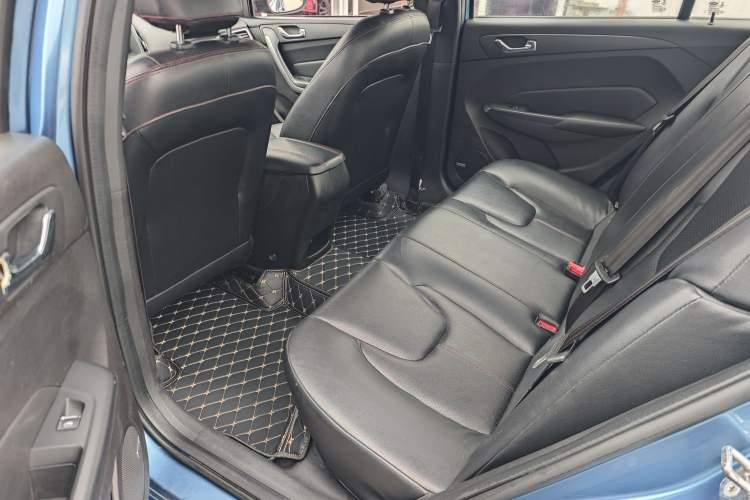 Used Chery Arrizo 5 2016 1.5L Manual Lingchao Edition Interior 4