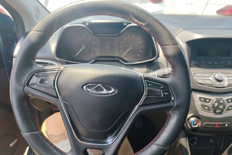 Used Chery Arrizo 5 2016 1.5L Manual Lingchao Edition Interior 6