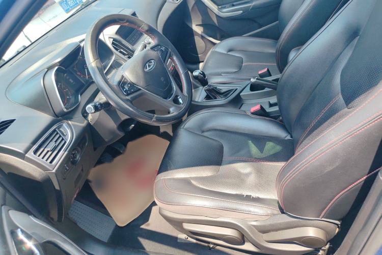 Used Chery Arrizo 5 2016 1.5L Manual Lingchao Edition Interior 7