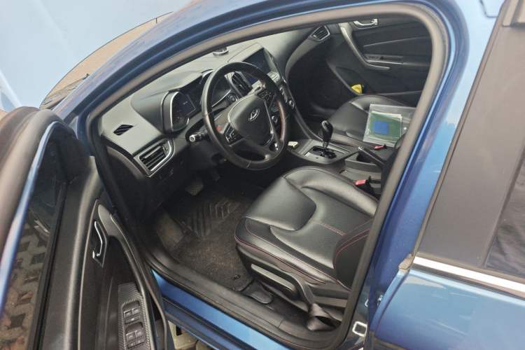 Used Chery Arrizo 5 2016 1.5L CVT Luxury Edition Left Front Seat