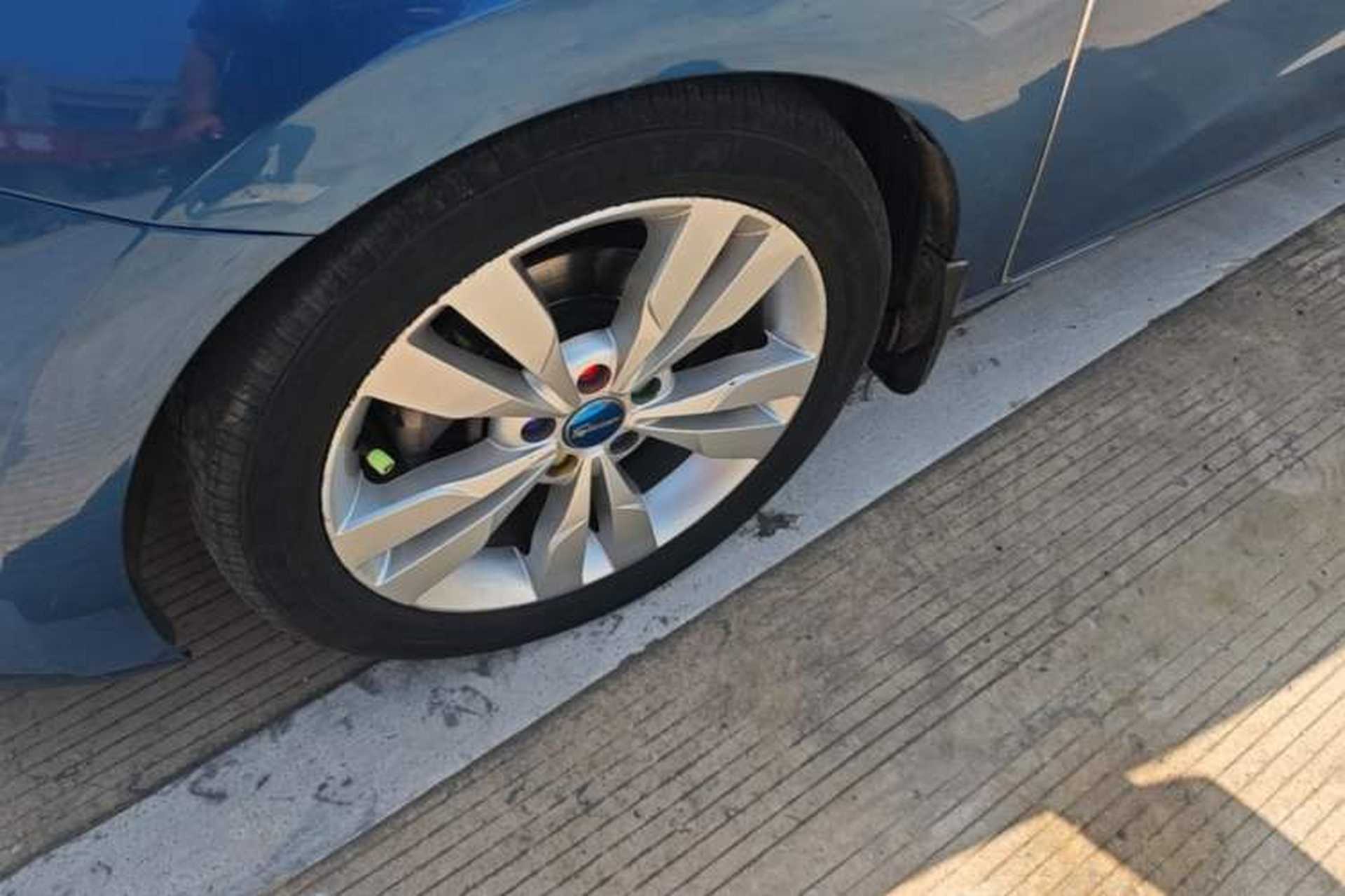 Used Chery Arrizo 5 2016 1.5L CVT Trendsetting Edition Left Front Wheel Hub