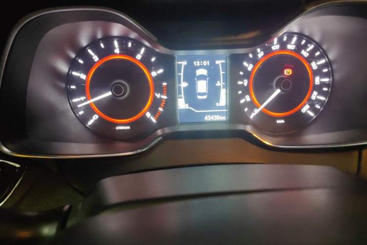 Used Chery Arrizo 5 2016 1.5L Manual Leading Version Odometer Close Up