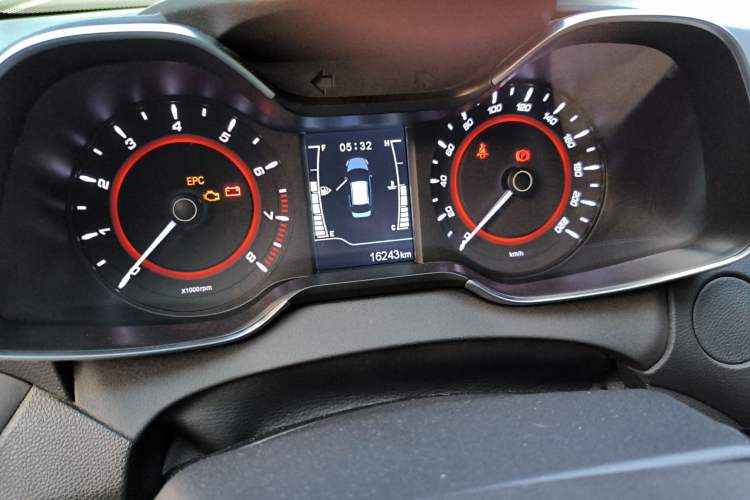 Used Chery Arrizo 5 2016 1.5L Manual Lingrui Edition Odometer Close Up