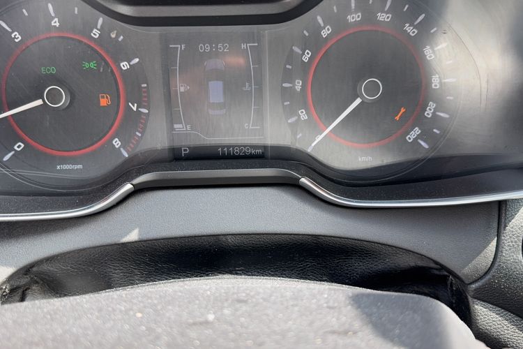 Used Chery Arrizo 5 2016 1.5L CVT Lingrui Edition Odometer Close Up