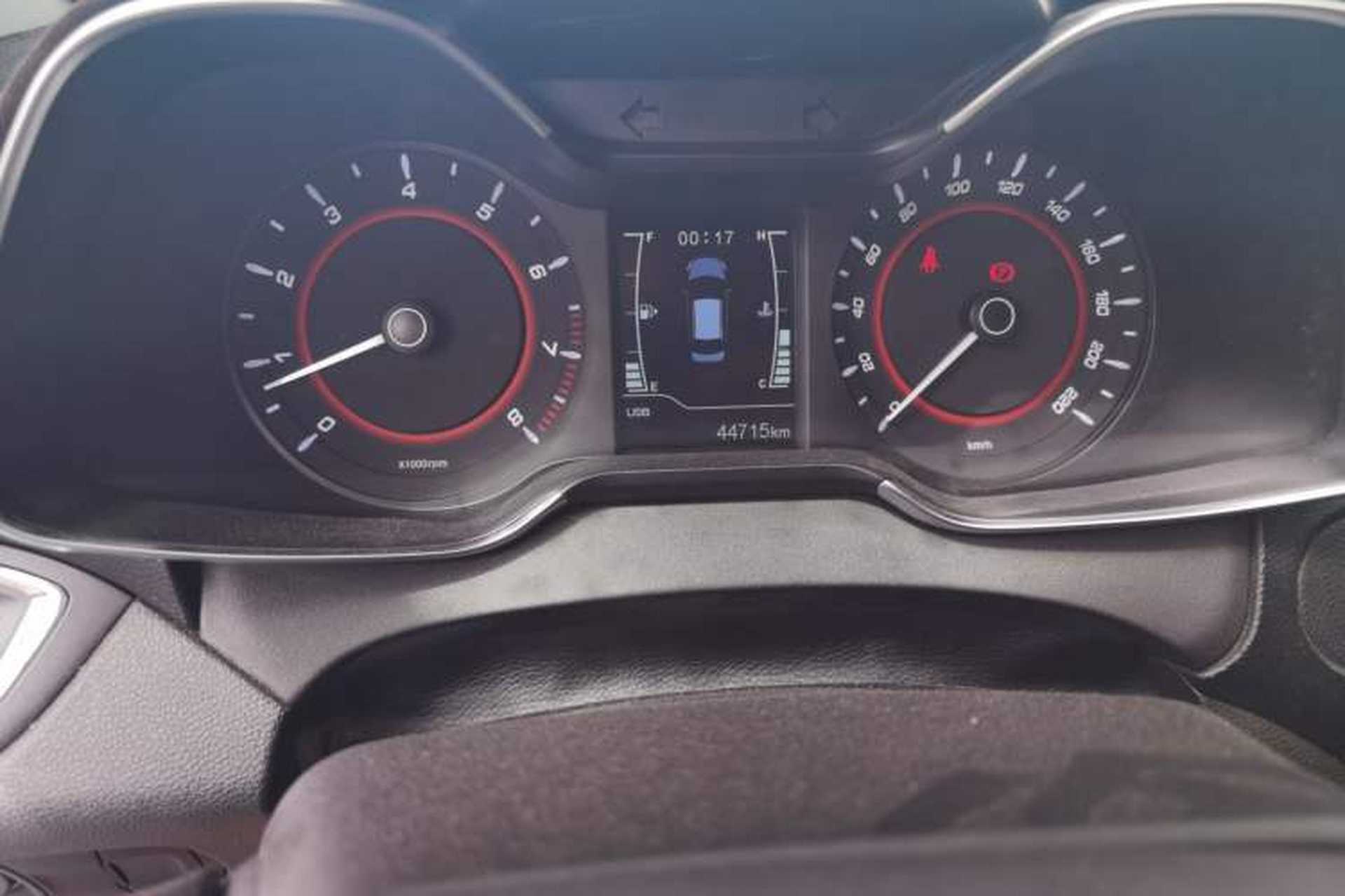 Used Chery Arrizo 5 2016 1.5L Manual Lingrui Edition Odometer Close Up