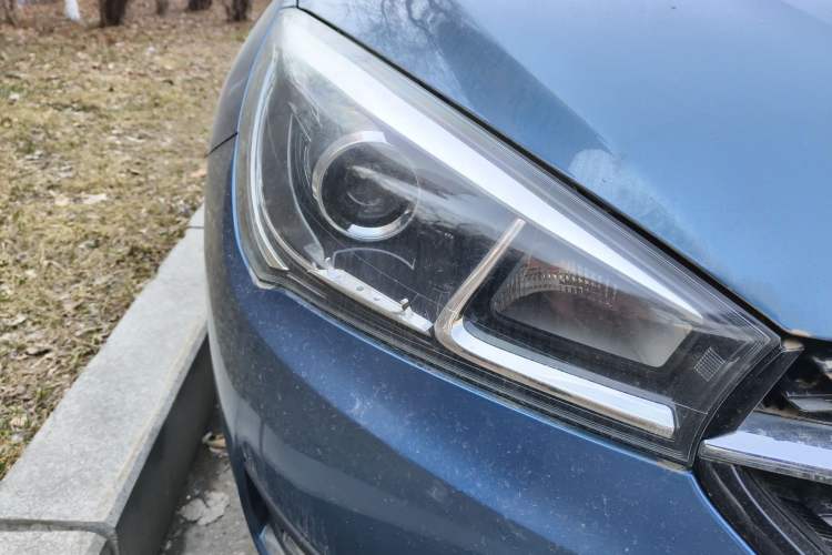 Used Chery Arrizo 5 2016 1.5L CVT Lingrui Edition Right Front Headlight