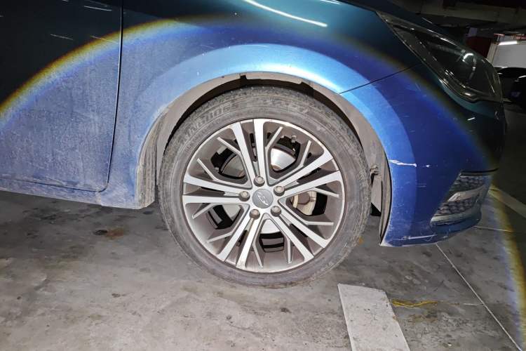 Used Chery Arrizo 5 2016 1.5L Manual Leading Version Right Front Wheel Hub